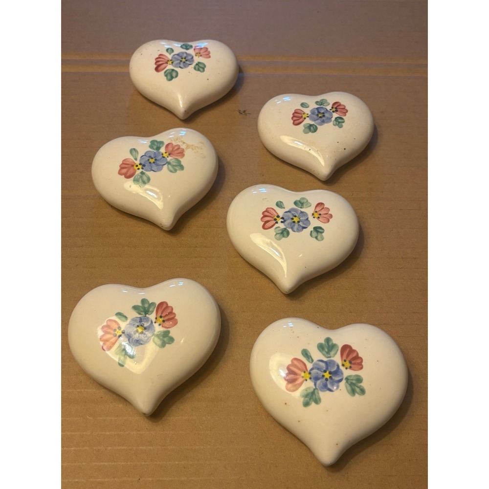Set of 6 Heart Shaped Ceramic Decorative Accents